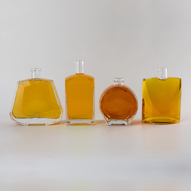 Personalisierte Brandy -Flasche Custom leerer Xo -Glasflasche zum Verkauf Cognac Flasche Preis 