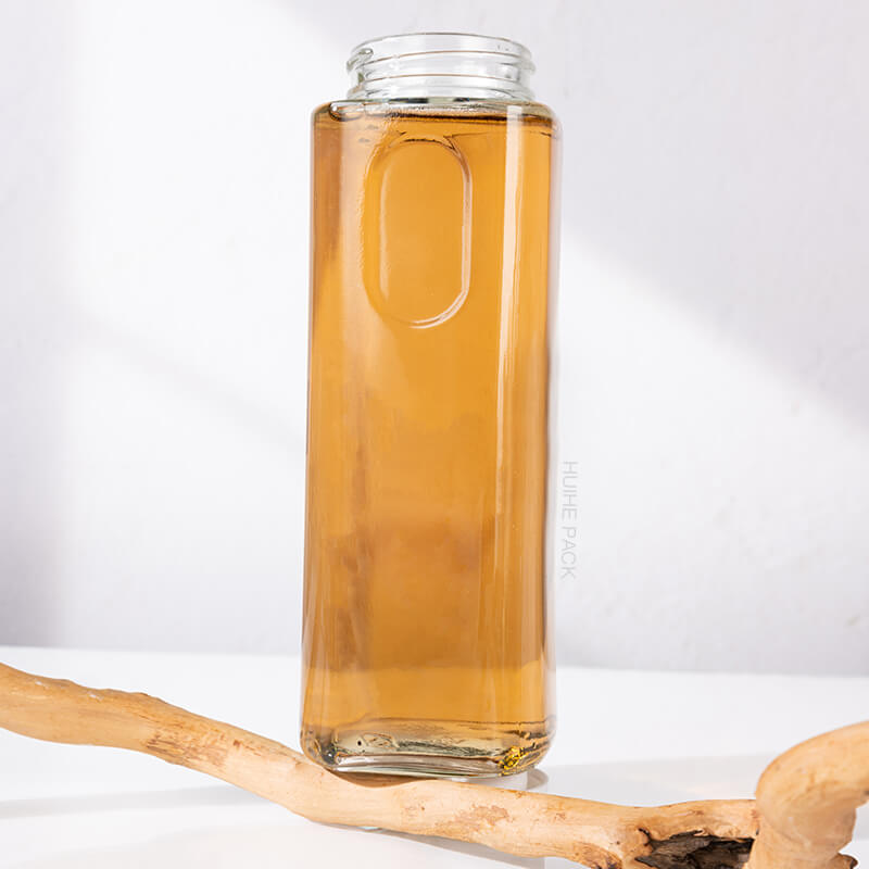 Glas Wasser 500 ml Flasche (3)