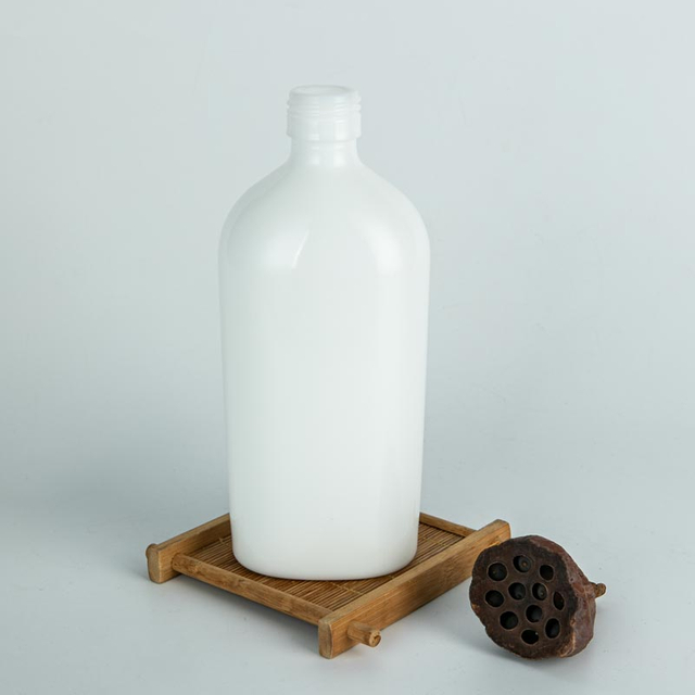 450 ml oval weiße Keramikgelbe Weinflasche