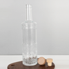 700 ml geprägter schlanker Nackenzylinderglasflaschen mit Korken mit Korken
