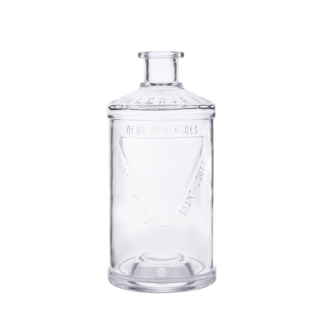 Distilllerie 3 Laks Gravierte Glasspirituosenflasche