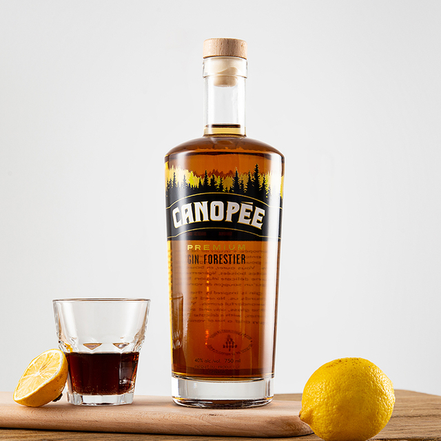 Runde Whiskyglas -Dekanter mit Korkenstopper