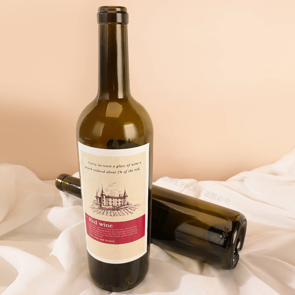 Weinflasche mit langem Hals