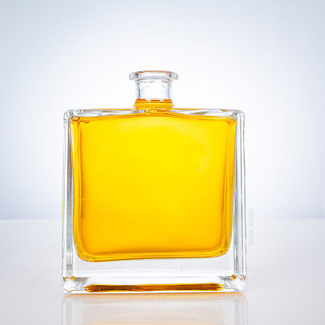 Hei&szlig;verkaufs raffinierter Minimalism Square Spirituosenflasche