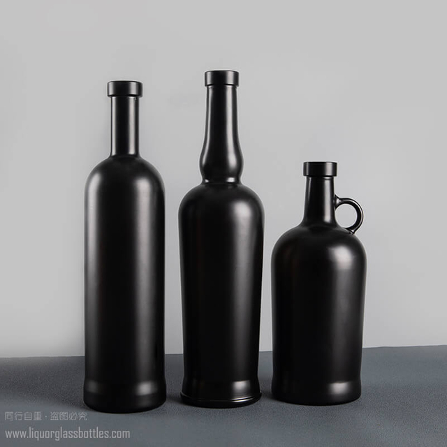 75CL schwarze Beschichtung, schwere Basis, für Wodka, Whisky, Tequlia, Glasverpackung