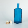 750 ml quadratische Schnapsflasche aus blauem Glas