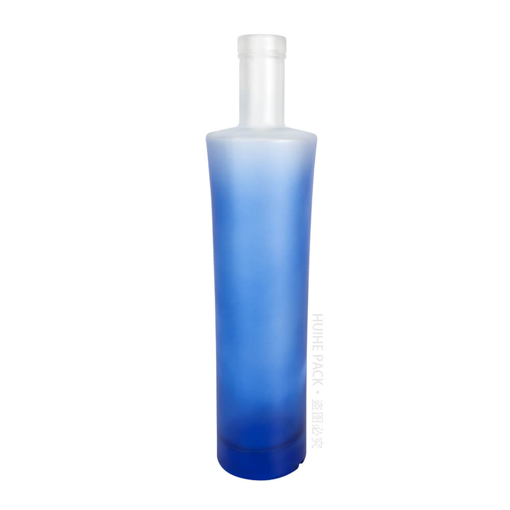 Blaue Glas-Spirituosenflasche