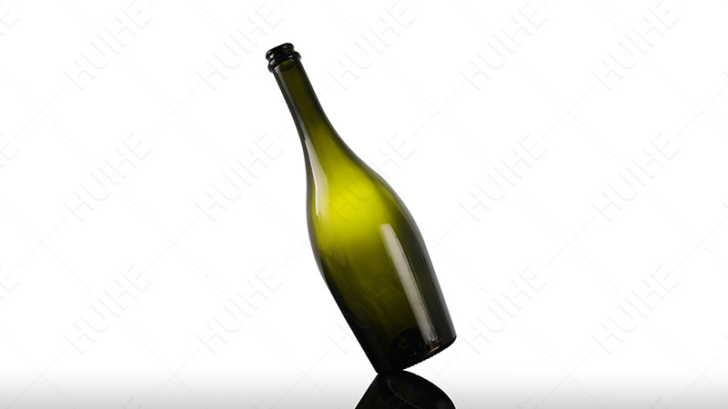 Bierflaschen-Rillen auf der Unterseite – Apfelweinflasche