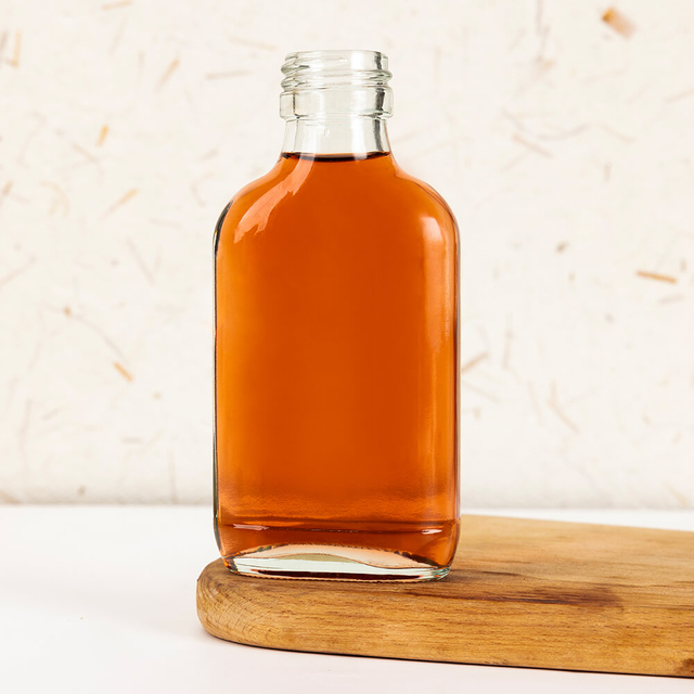 In Stock 100 ml Flachflächen -Wodka -Taschenglasflaschen zum Verkauf