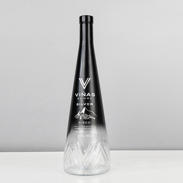 500 ml 700 ml Großhandel verjüngter Halsglas Spirituosenflasche mit Korkkappe