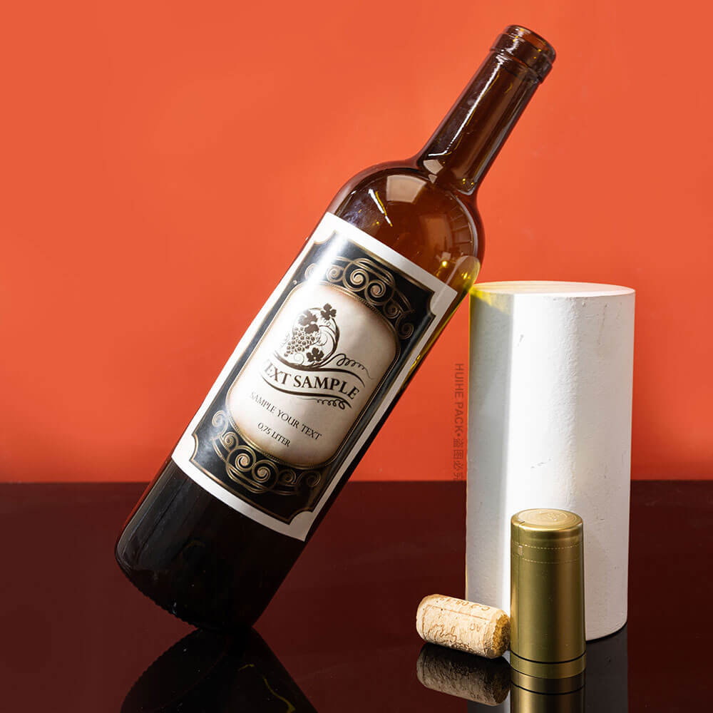 antike gr&uuml;ne Weinflasche