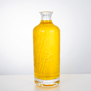 700 ml Zylinder geprägtes Muster der Wasserflüssigkeit Flasche