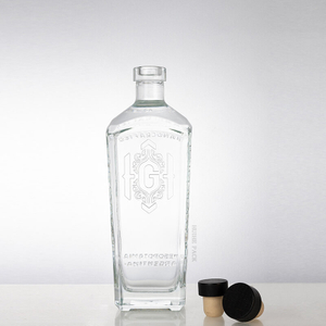 'G'-embossed abgewinkelte Kanten rechteckige Glasflüssigkeitsflasche