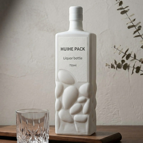 Ma&szlig;geschneiderte quadratische 750-ml-Glas-Spirituosenflasche