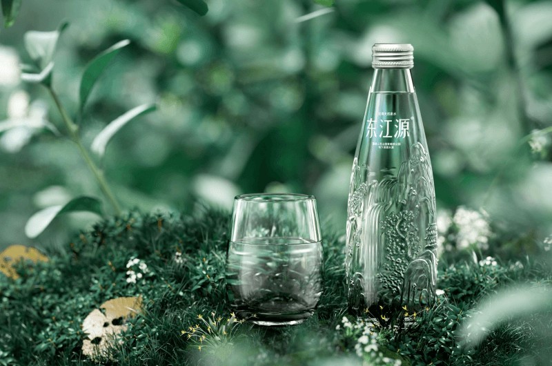 Premium-Wasserverpackungsdesigntrends 2026 Glasflasche (111).jpg